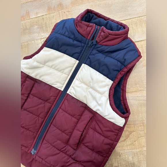 Children’s Place boys toddler vest colorblock puffer jacket - Picture 3 of 10